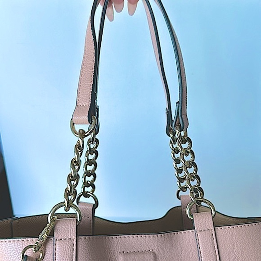 Karl Lagerfeld Vegan Leather REVERSIBLE Light pink/nude Tote w/ Pouchette Pouch - Picture 6 of 11